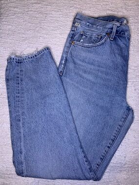 Citizens Of Humanity Straight Leg Jeans – Light Blue Denim